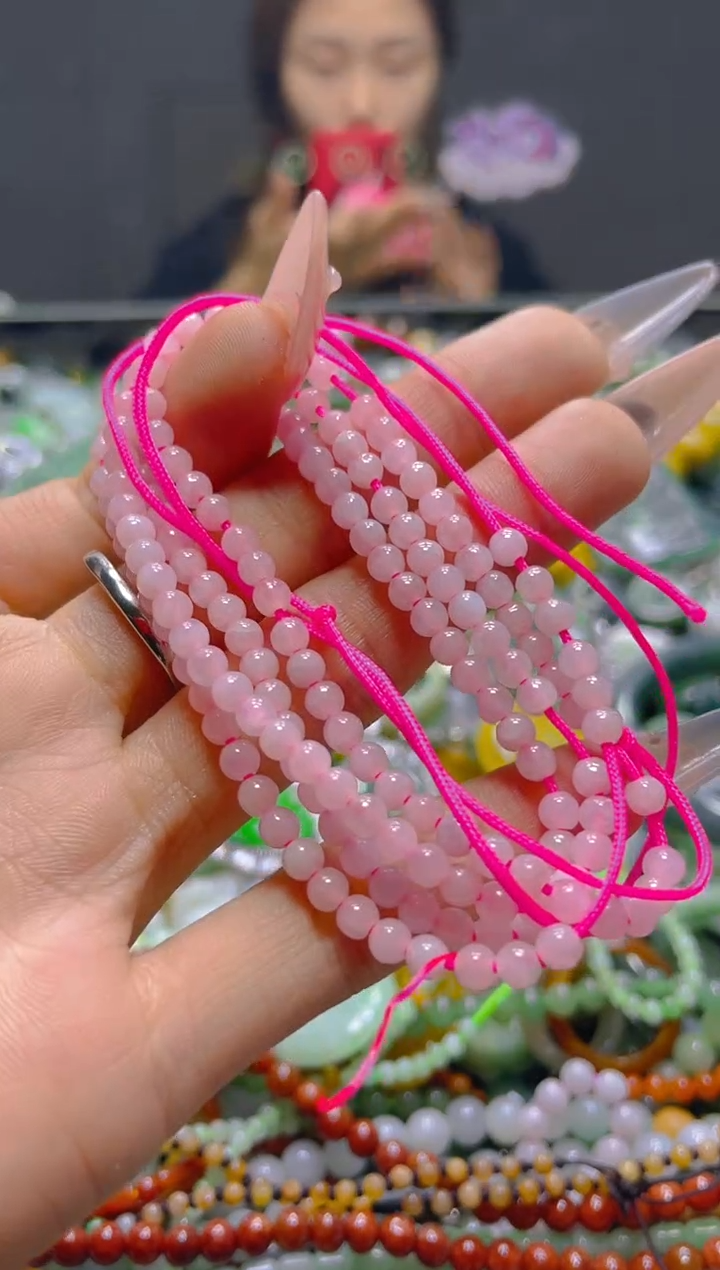 颈饰未镶嵌翡翠4MM