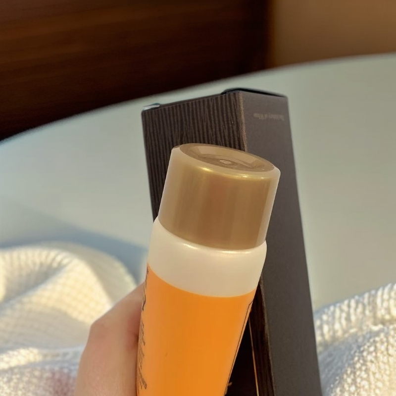 【黄胖子】 气韵生润颜洁面膏/老版本 带盒