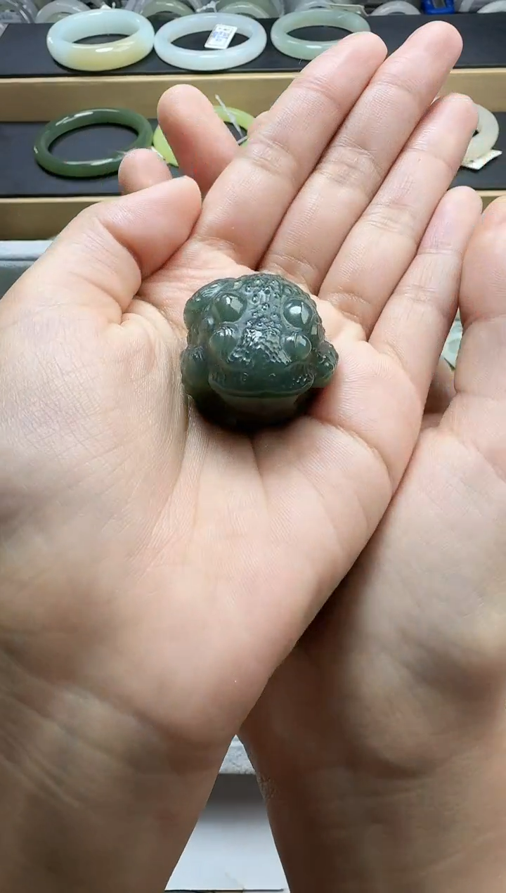 【闪购商品】和田玉颈饰未镶嵌金蟾YY