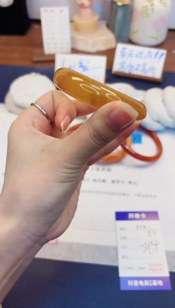 【闪购商品】石英质玉手镯未镶嵌378-财气镯-圈口54