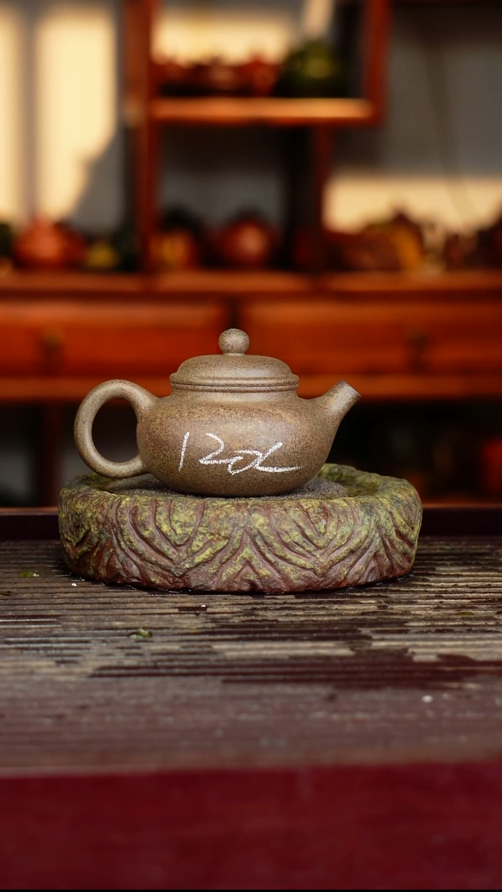 宜兴原矿紫砂壶茶壶宜兴原矿紫砂壶茶壶120C