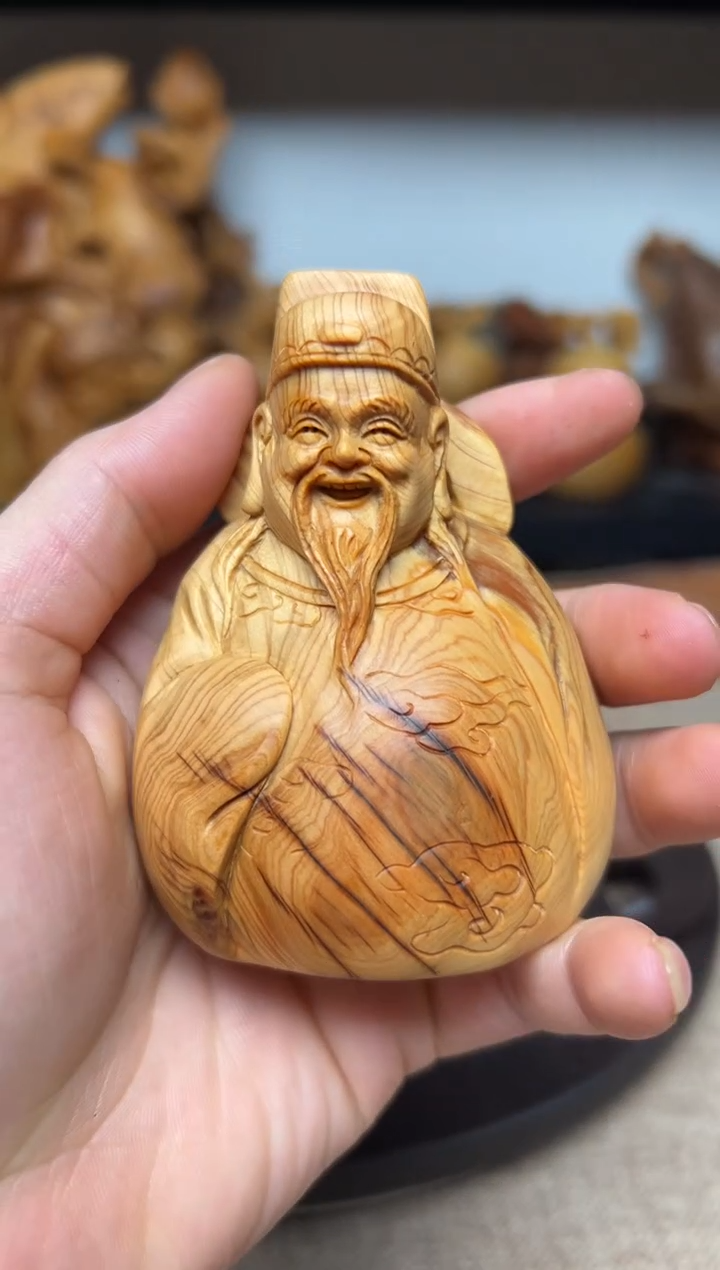 柏木（崖柏）崖柏雕刻件