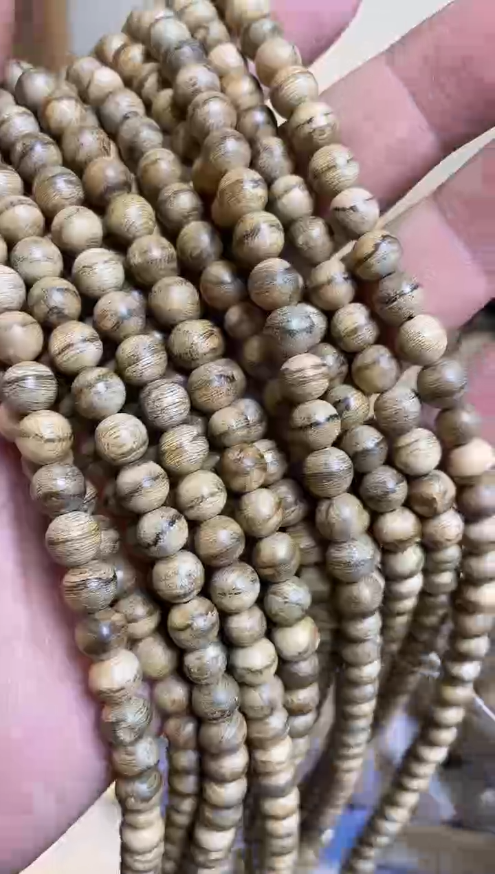 【闪购商品】沉香手串达拉干圆珠长串0.7+多样性发其一