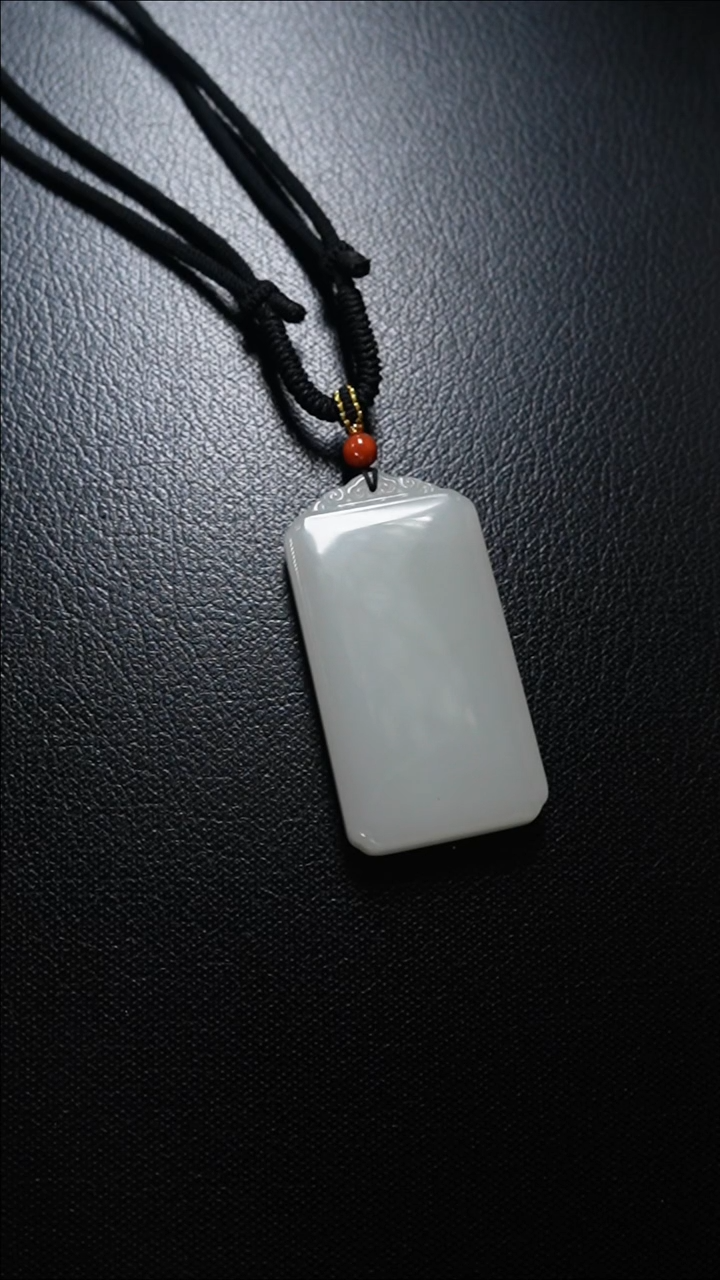 【闪购商品】和田玉颈饰未镶嵌无事牌