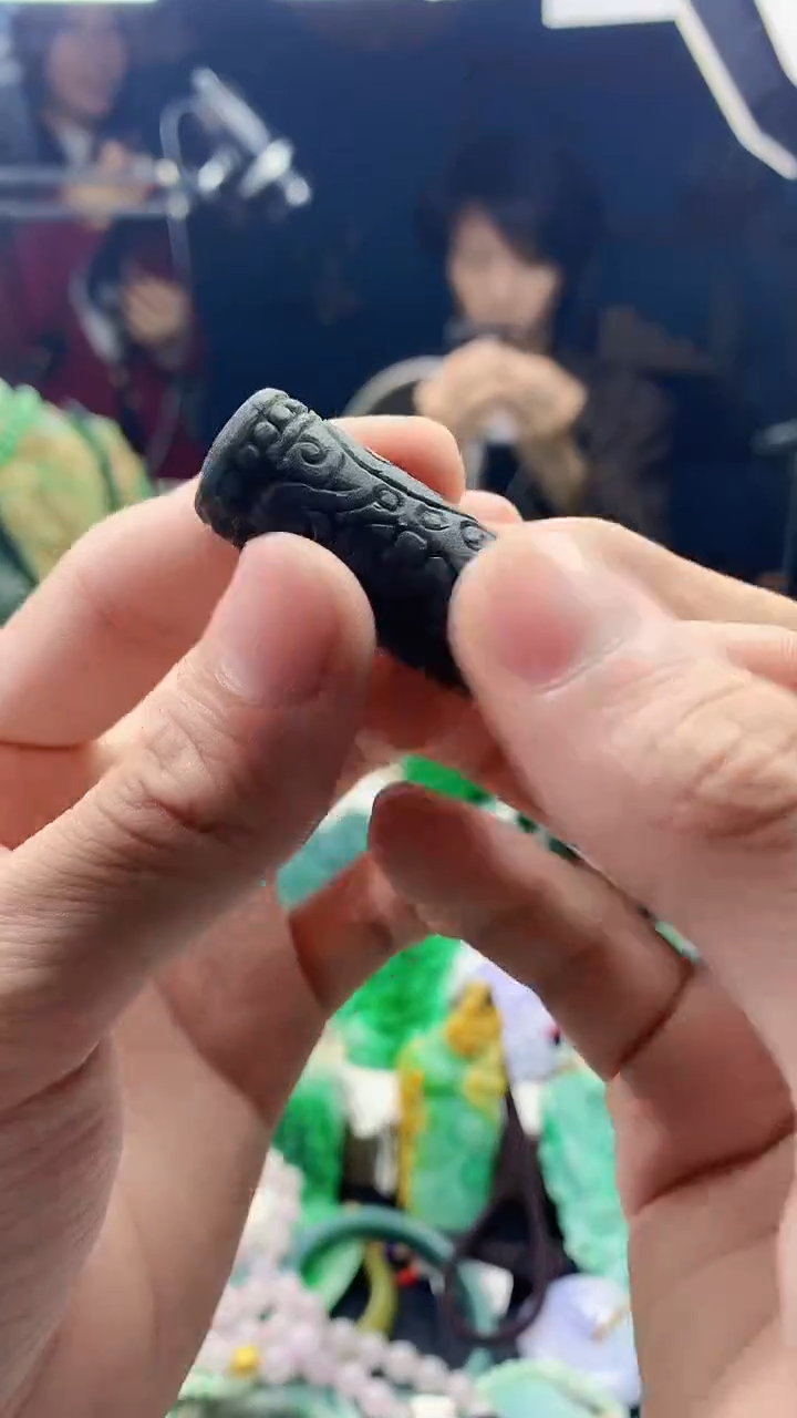颈饰未镶嵌翡翠天然缅甸a货翡翠