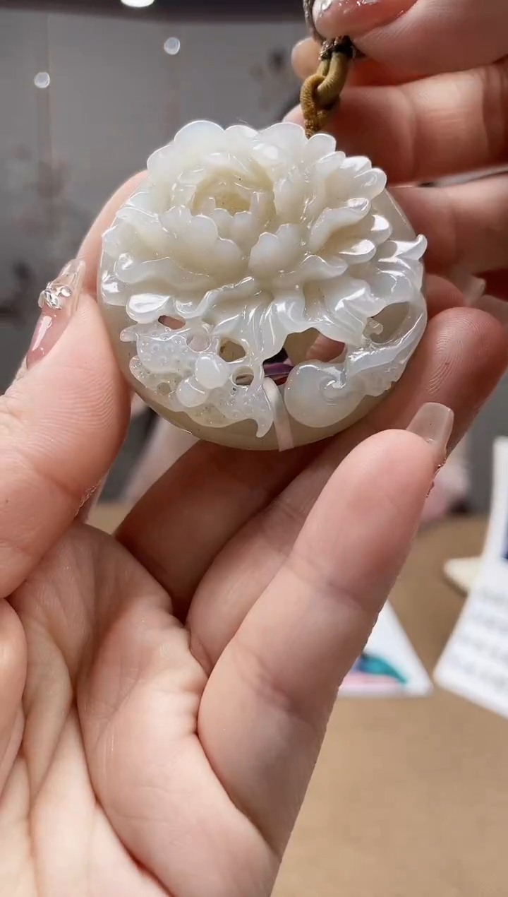 【闪购商品】定制和田玉多样性发货拍一发一 14044