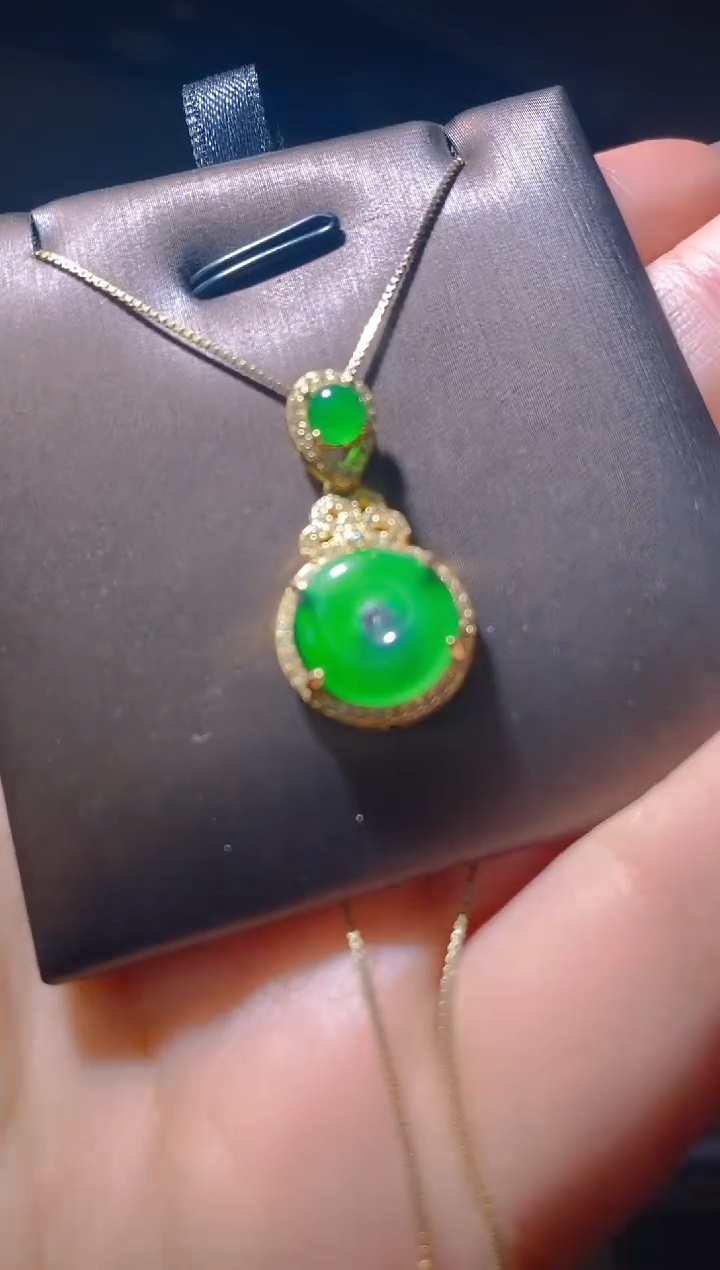 【闪购商品】翡翠吊坠(赠链)银S925镶嵌001（多样性发货）（赠金链）