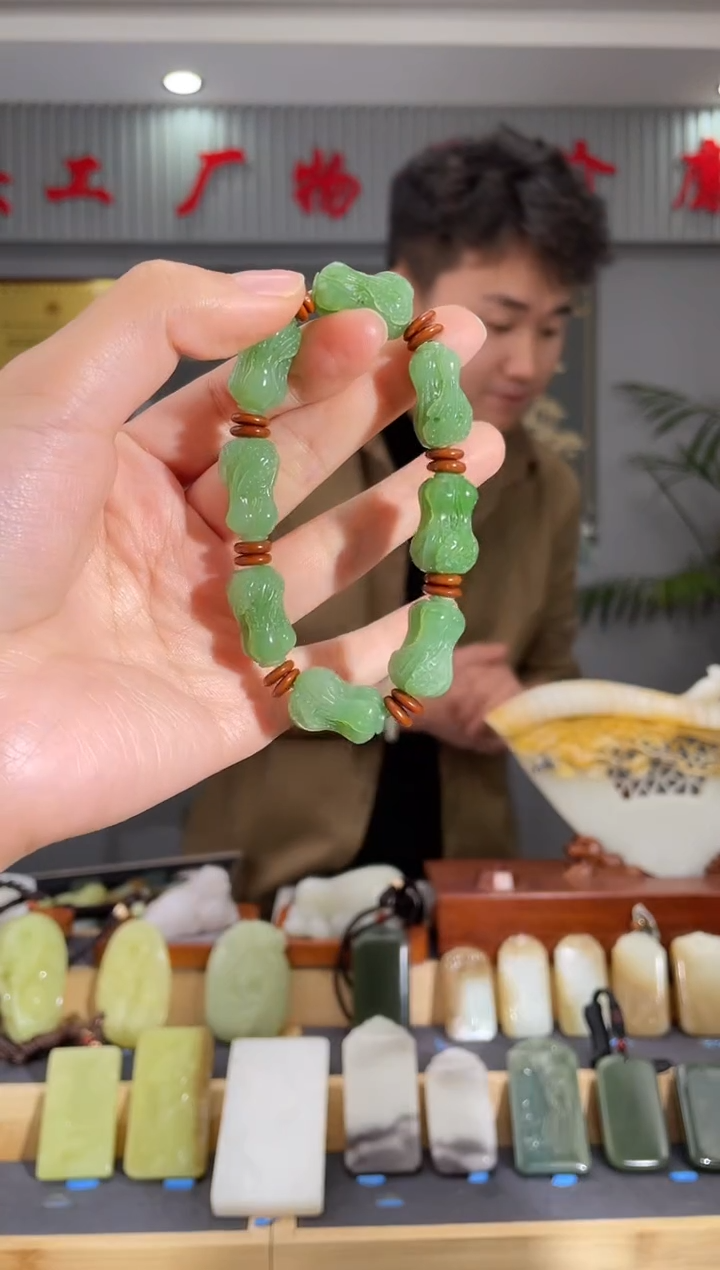 【闪购商品】和田玉颈饰未镶嵌拍一发一 多样性发货