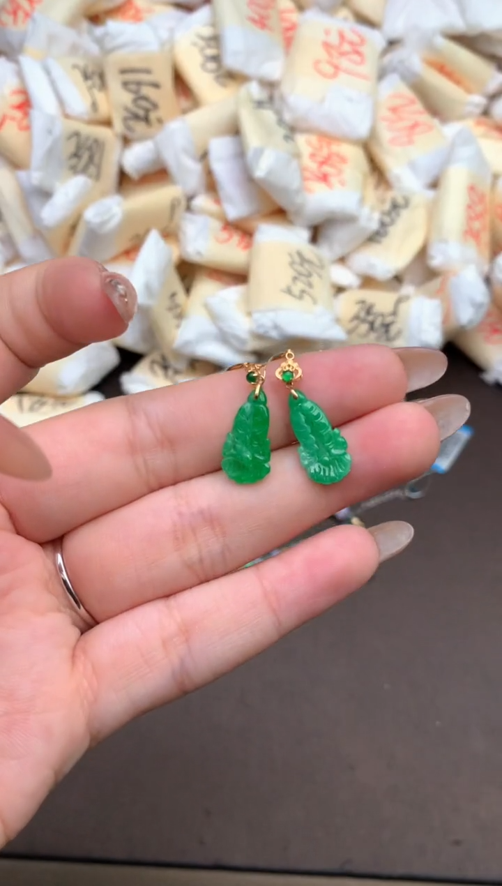 【闪购商品】翡翠18K金镶嵌耳饰—