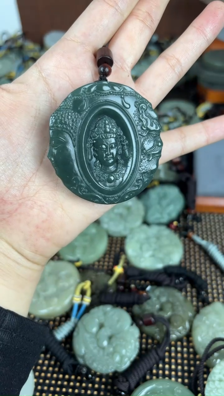 【闪购商品】和田玉颈饰未镶嵌1