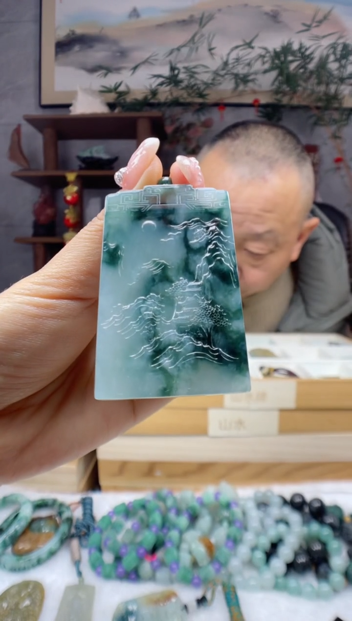 【闪购商品】定制翡翠未镶嵌山水