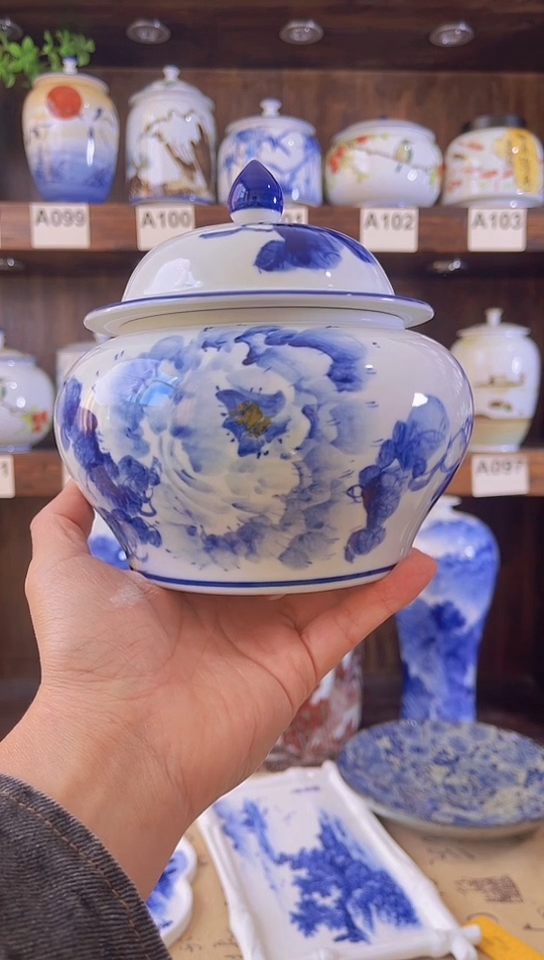 迎君陶瓷纯手工手绘  微微暇