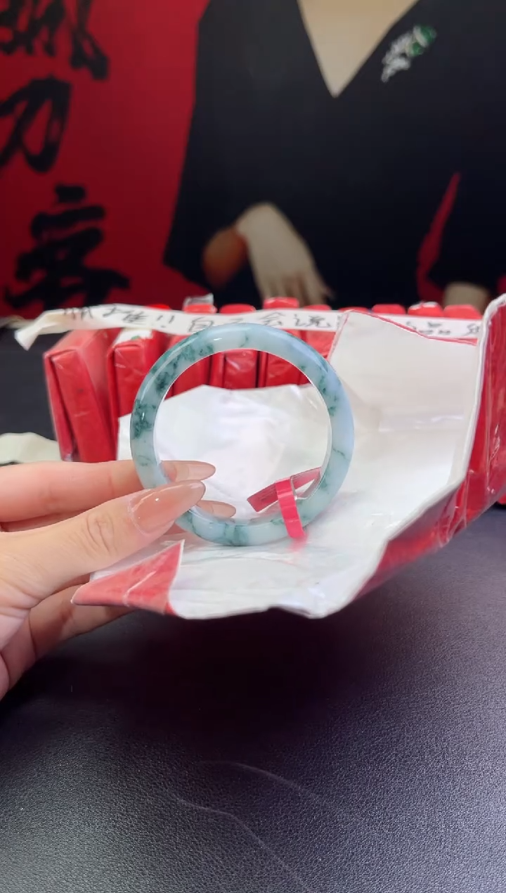 【闪购商品】翡翠手镯未镶嵌4翡翠手镯