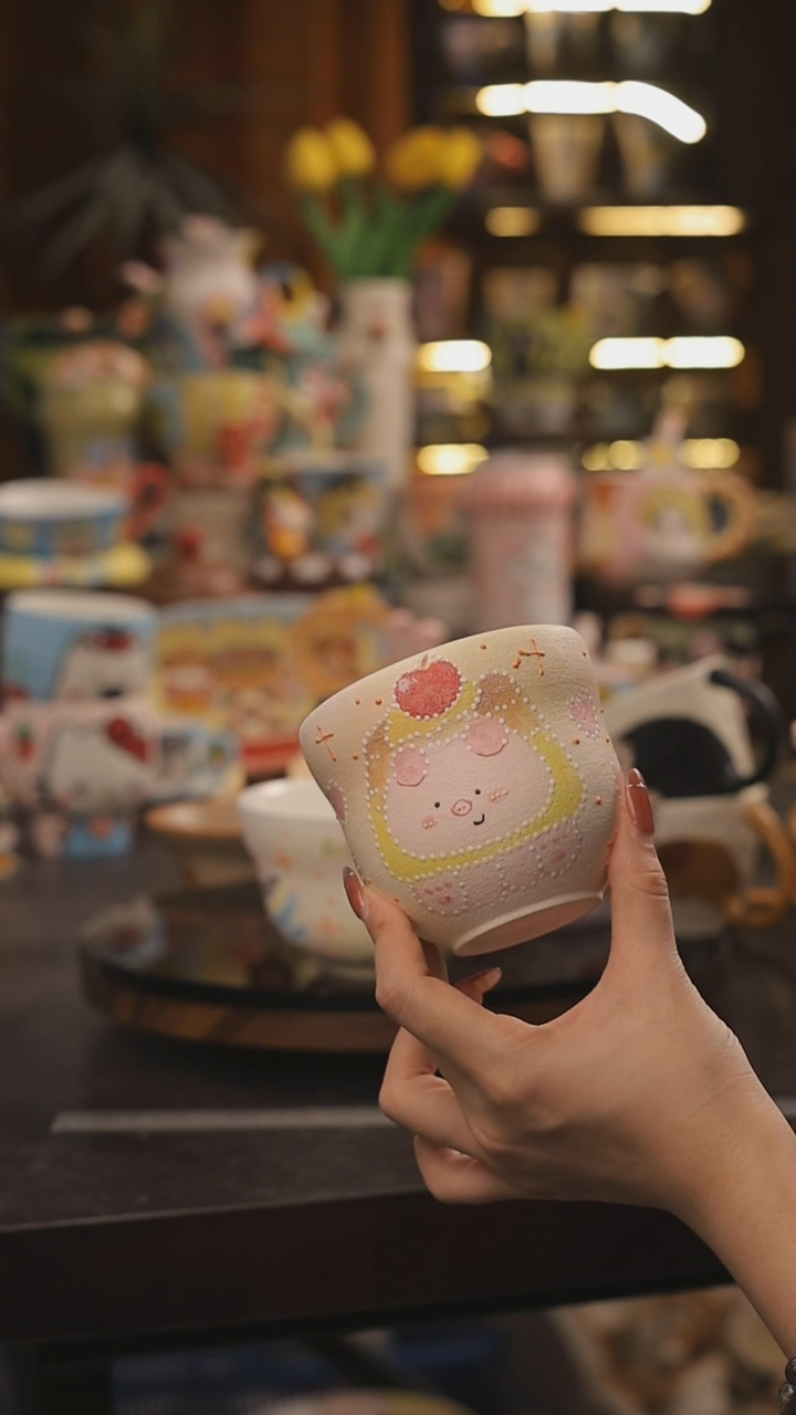 景德镇釉下彩绘设计师款式陶瓷