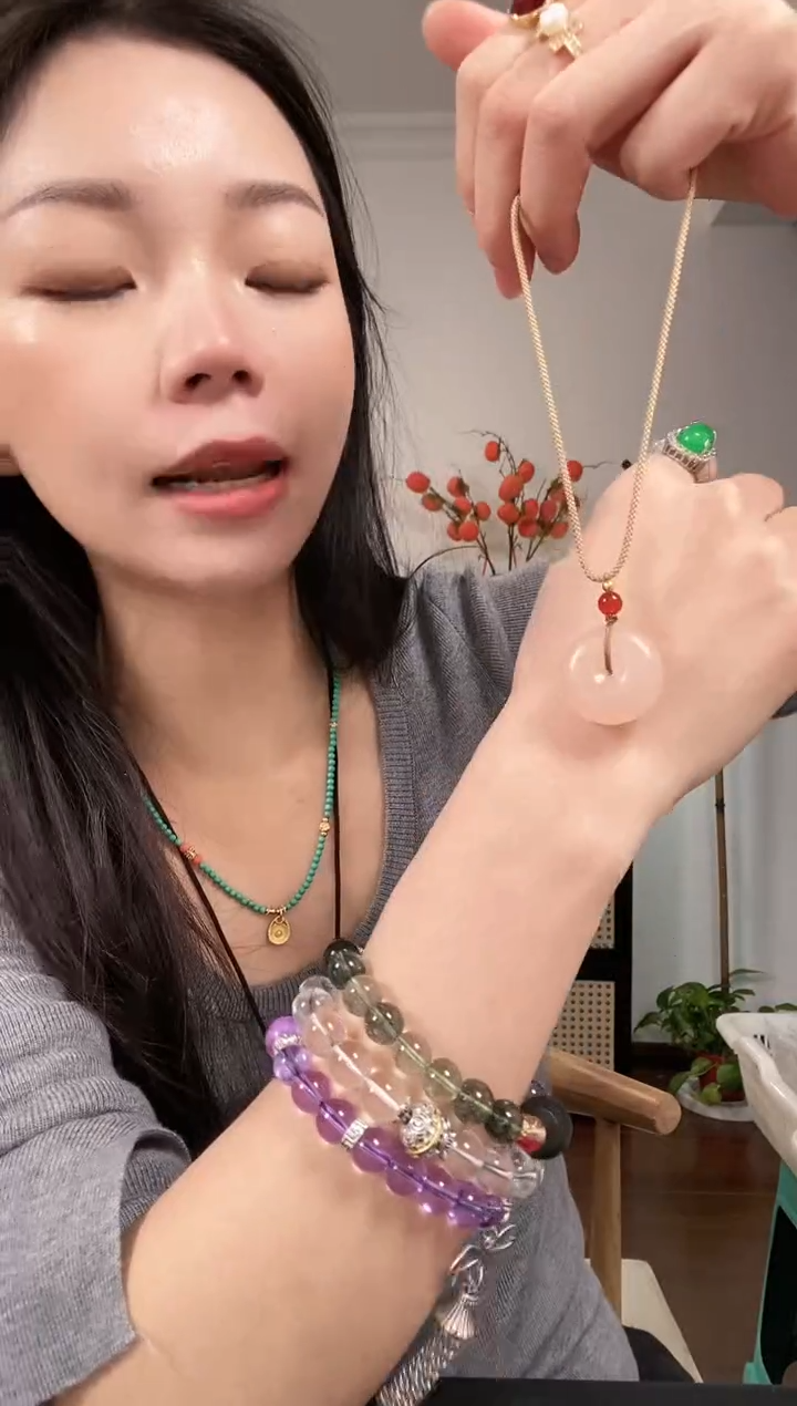 【闪购商品】琥珀颈饰未镶嵌V297VVVVV