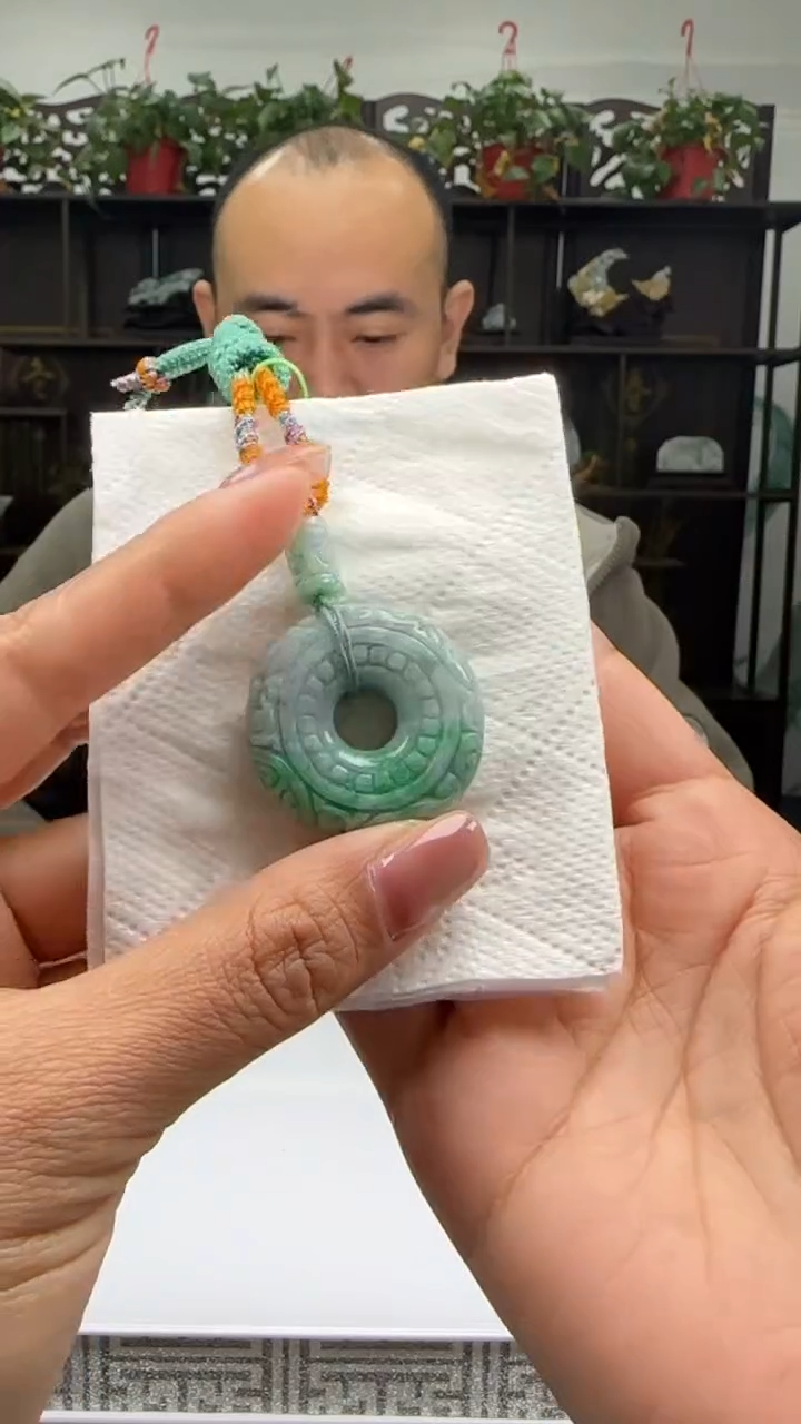 【闪购商品】翡翠颈饰未镶嵌天然翡翠A货吊坠