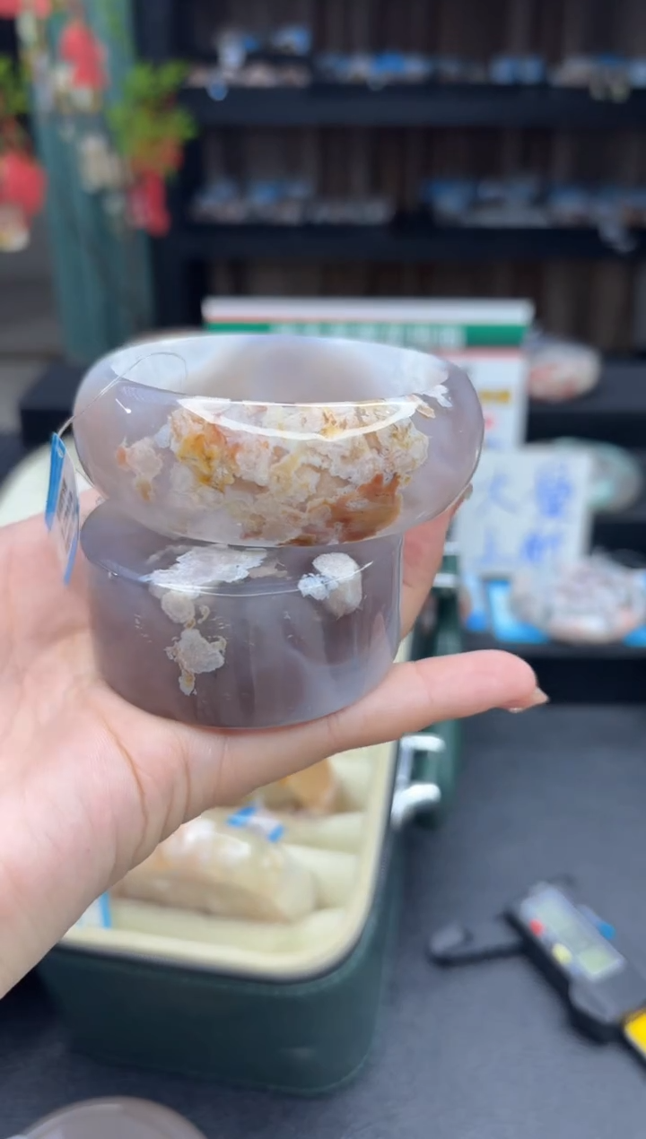 【闪购商品】石英质玉手镯未镶嵌881（60圈赠送镯心）