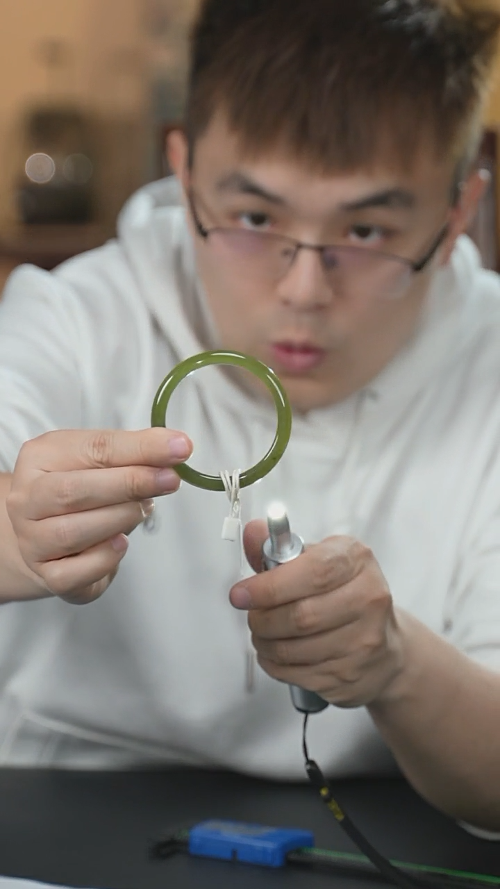 【闪购商品】和田玉手镯未镶嵌114号圈口53+