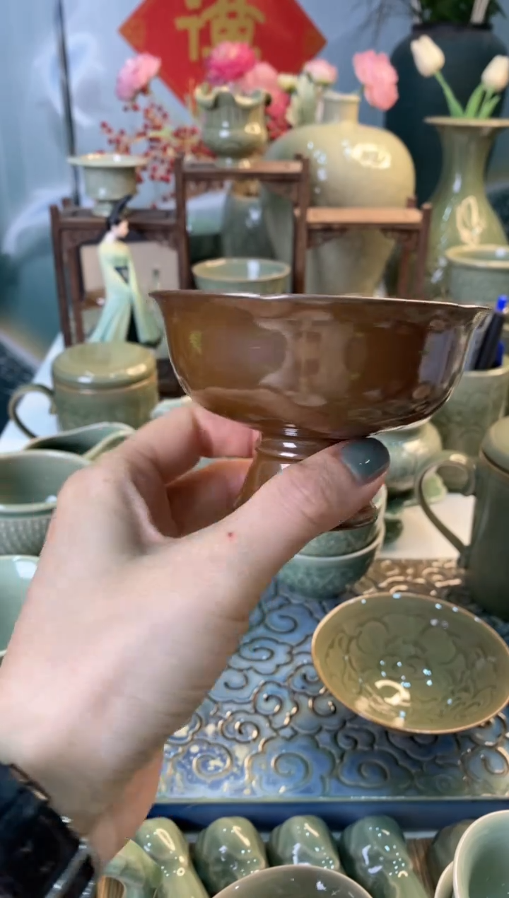 【闪购商品】900089微瑕手工紫金釉 高足杯 