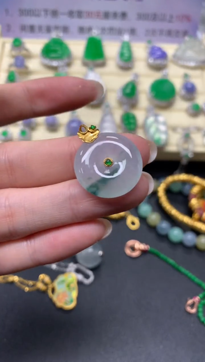 【闪购商品】翡翠吊坠(不含链)18K金镶嵌吊坠|1200+120