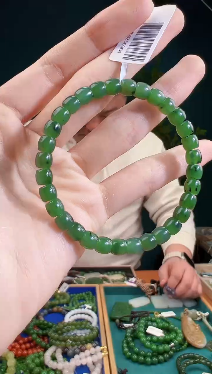 颈饰未镶嵌和田玉多样性发货 拍一单发一个