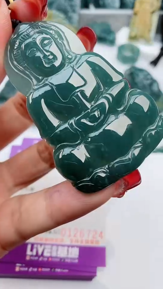 【闪购商品】翡翠颈饰未镶嵌              