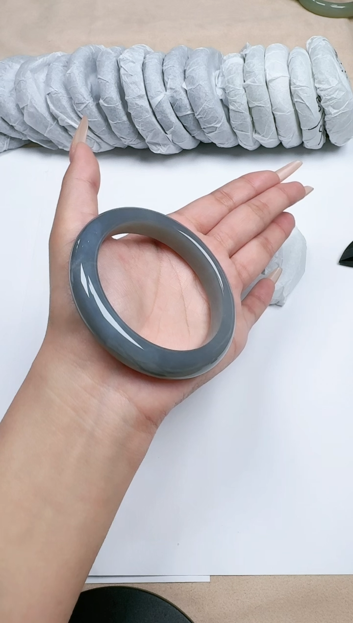 【闪购商品】和田玉手镯未镶嵌58/59圈口 YY