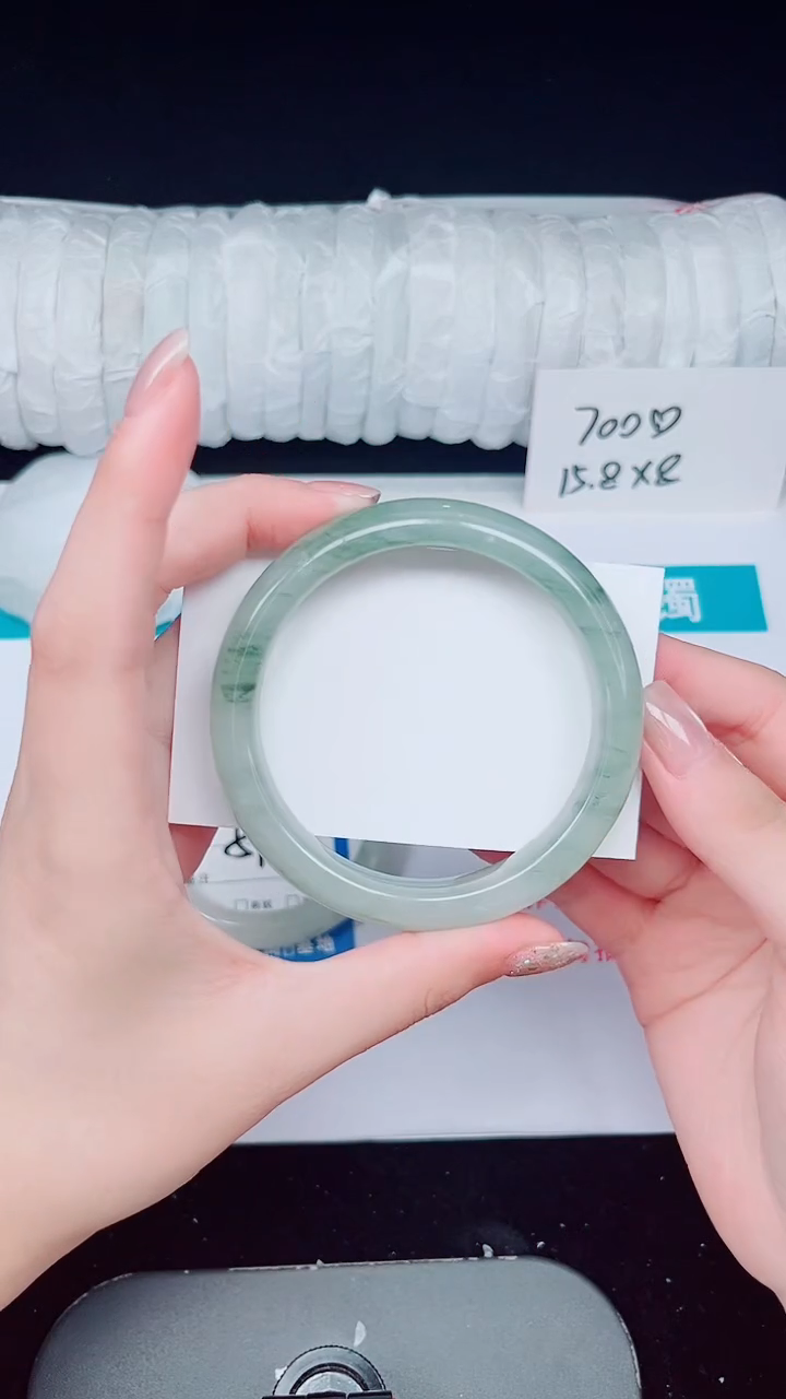 未镶嵌手镯石英质玉195-60/61