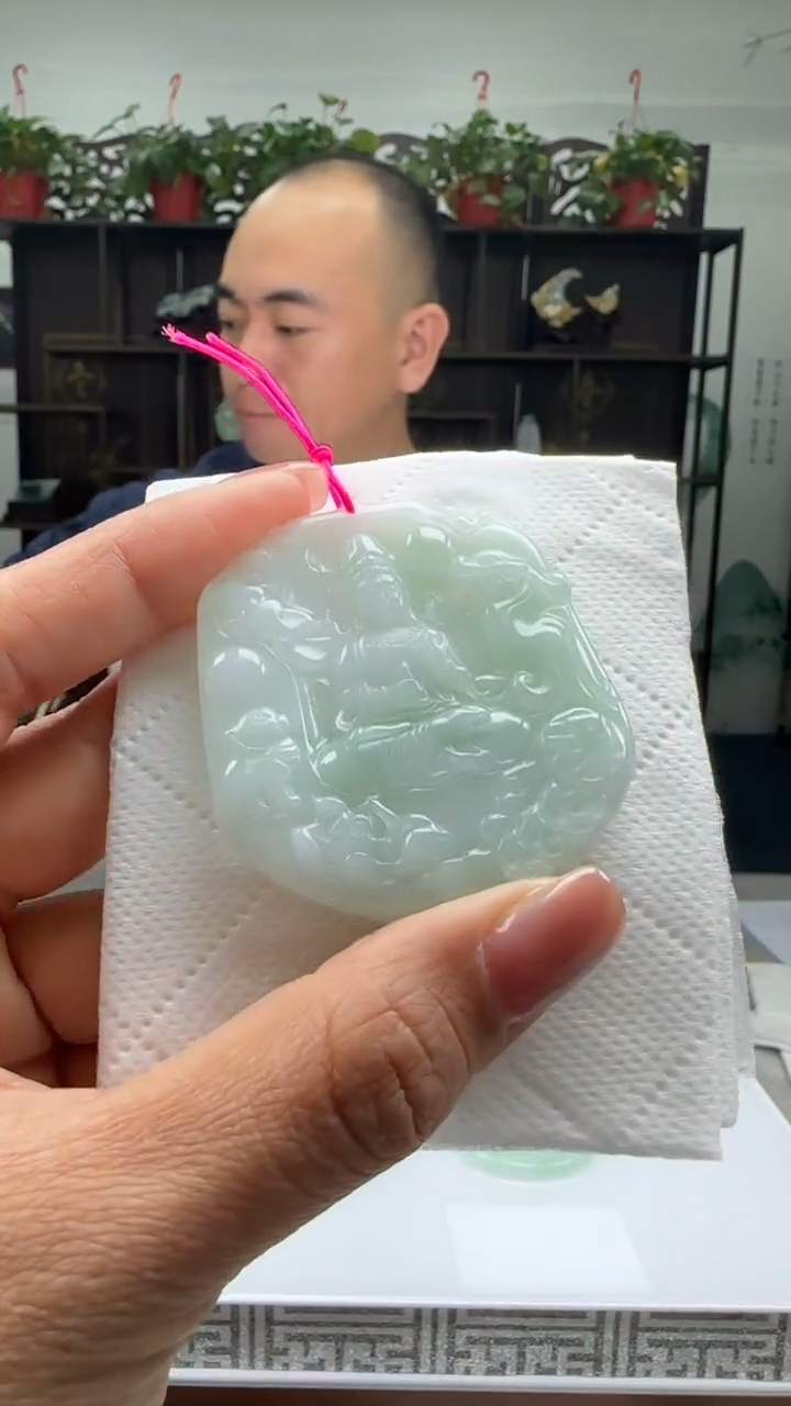 【闪购商品】翡翠颈饰未镶嵌天然翡翠A货吊坠