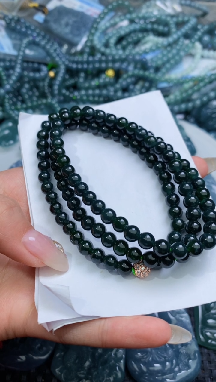 【闪购商品】翡翠颈饰未镶嵌                    