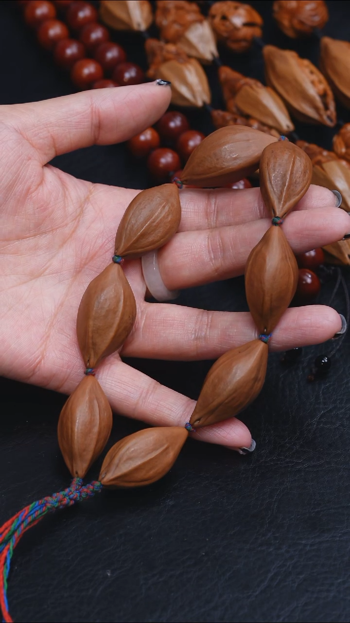 吊坠橄榄核1,7原皮素串