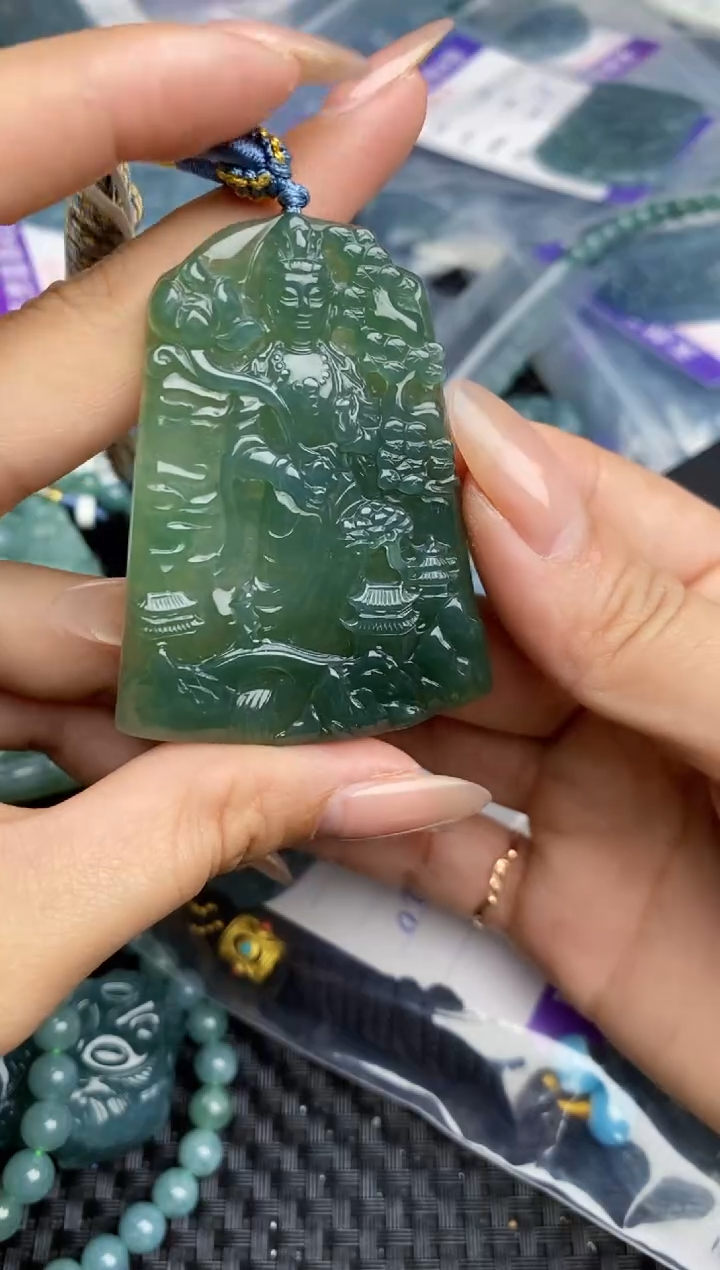 【闪购商品】翡翠颈饰未镶嵌111111111