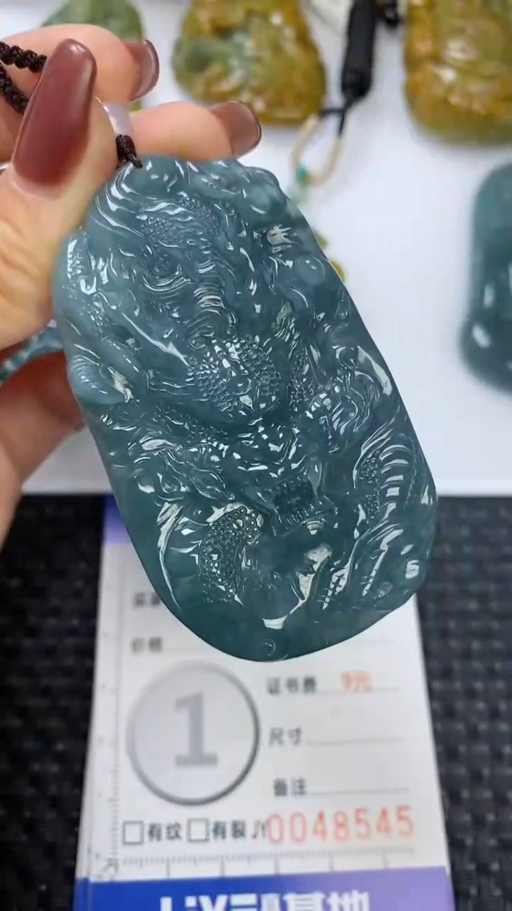 【闪购商品】翡翠颈饰未镶嵌1111111111111111