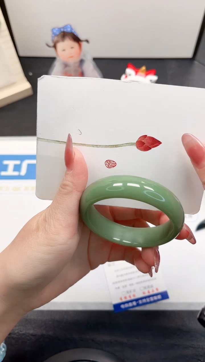 【闪购商品】石英质玉手镯未镶嵌36-54