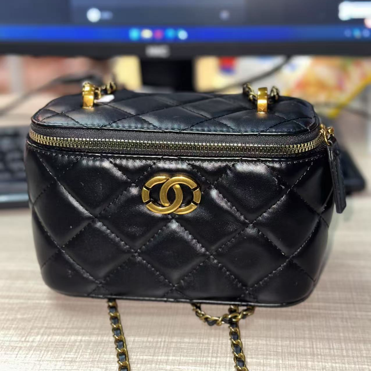 叶芷推荐 大容量韩版背包女2024新款时尚小众设计轻便简约双肩