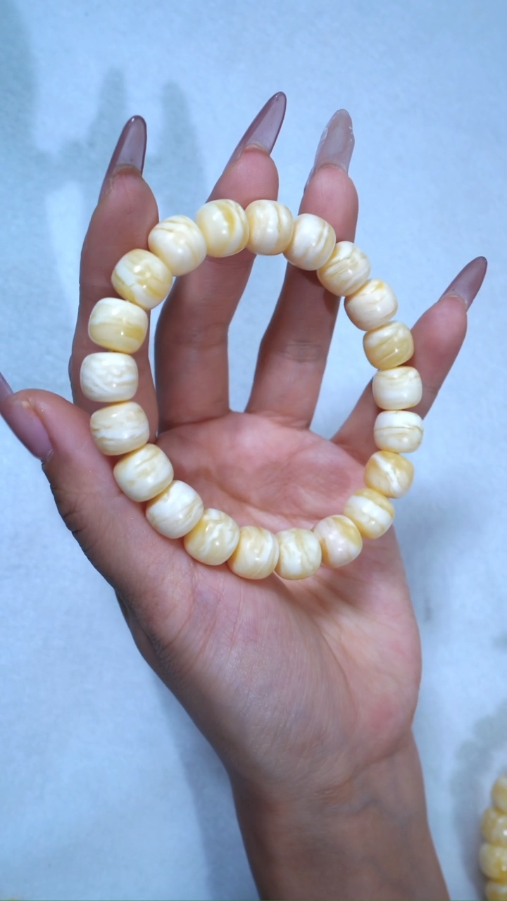 【闪购商品】蜜蜡手链未镶嵌同料级别11.2mm瓷白浓蜡虎皮千层雪