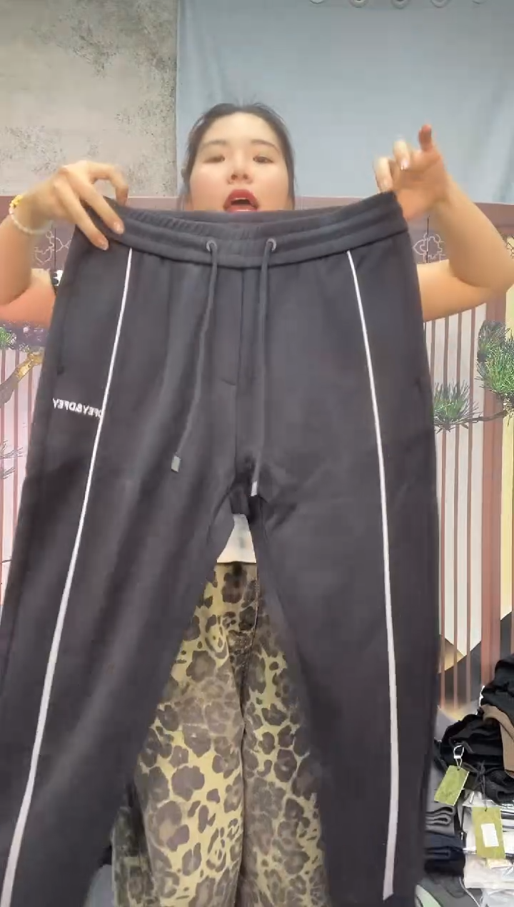 四季款休闲牛仔裤码30-31