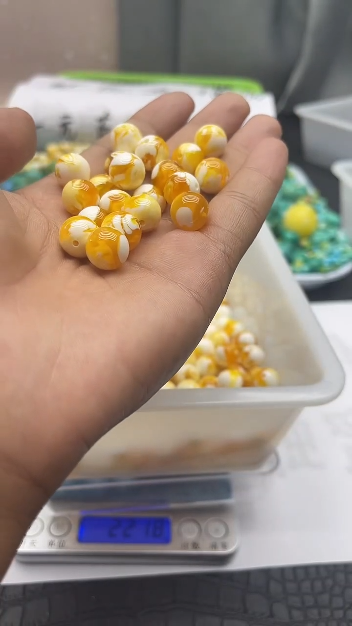 未镶嵌琥珀裸石珠珠