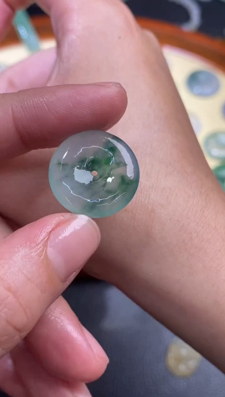 定制翡翠未镶嵌翡翠毛货~
