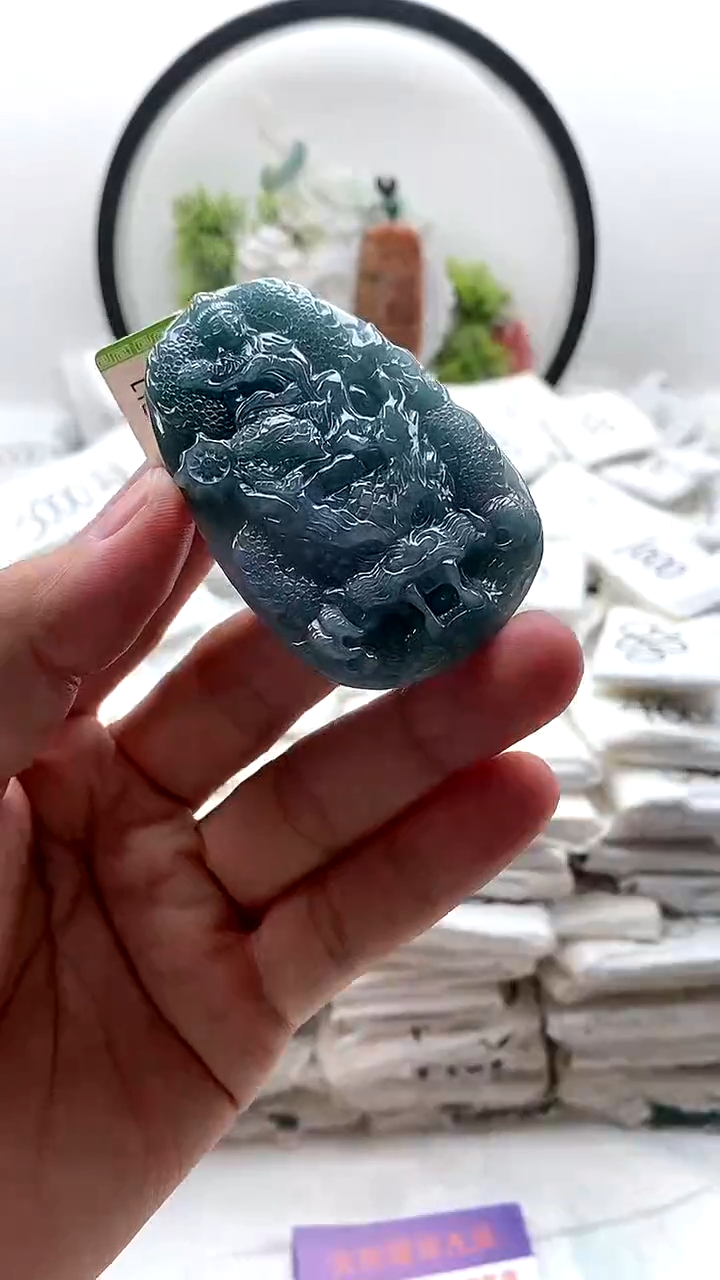 颈饰未镶嵌翡翠文殊