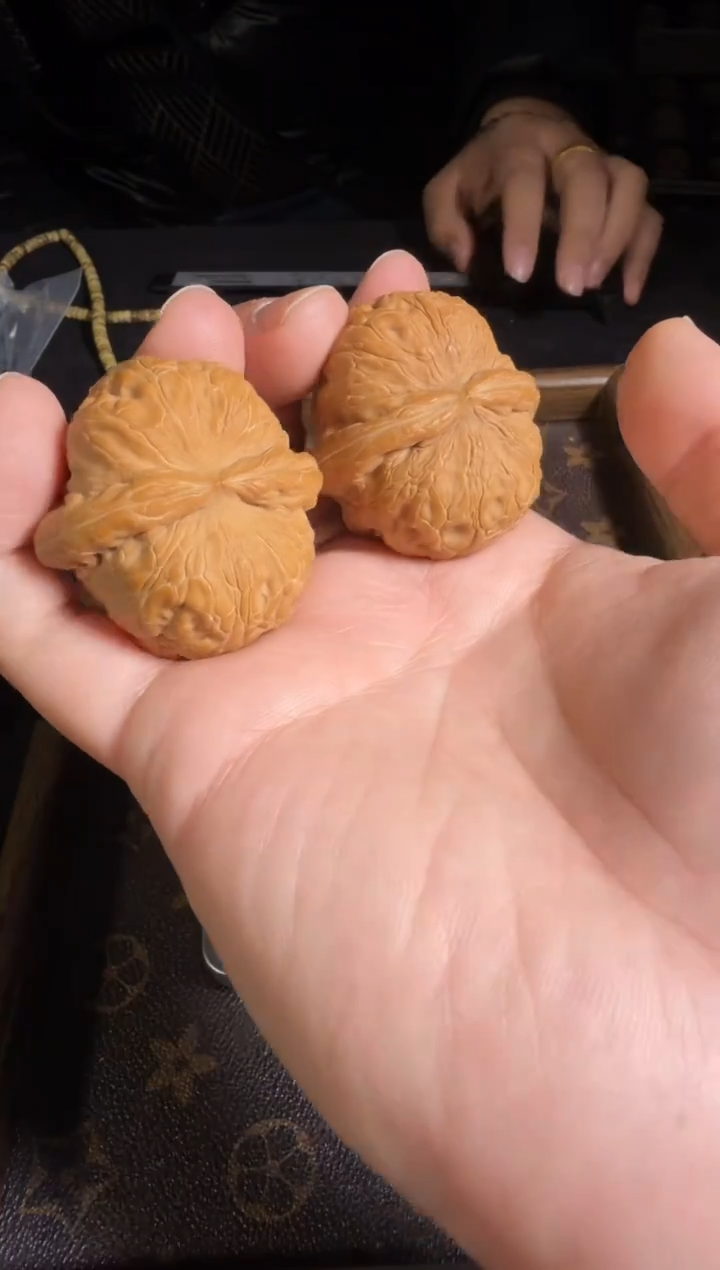 吊坠文玩核桃42.5/42.6尺全品元宝45克