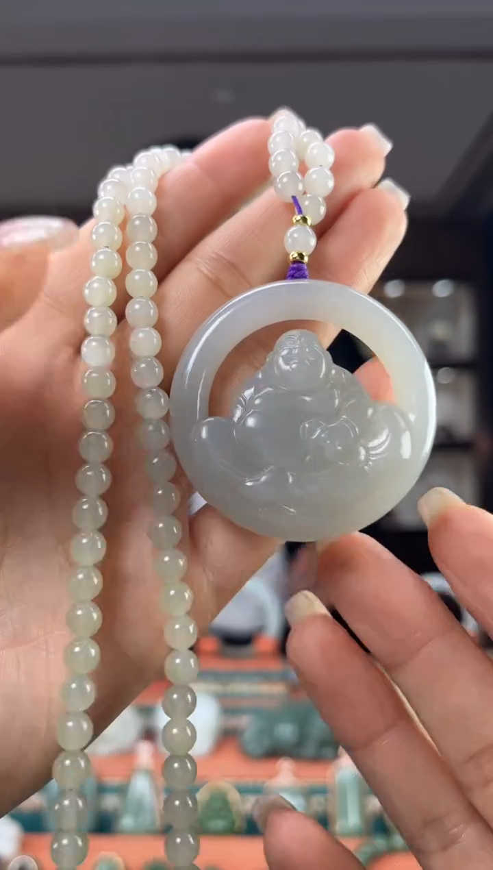 颈饰未镶嵌和田玉佩佩