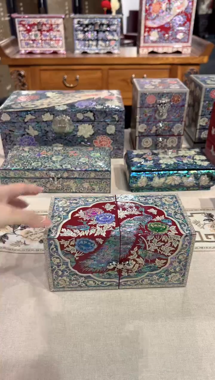 【闪购商品】鱼锁满贝·弘贝雅螺钿漆器文化馆