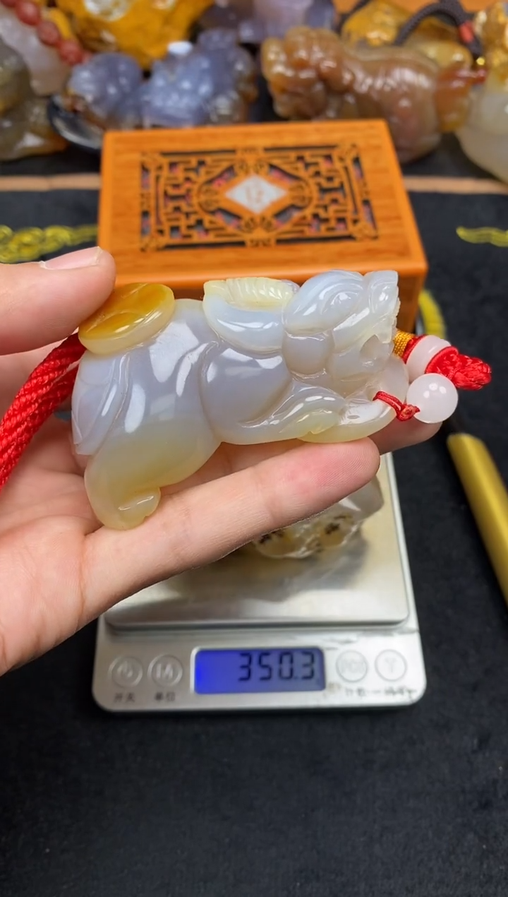 未镶嵌玛瑙/玉髓珠宝奇石郑***生0