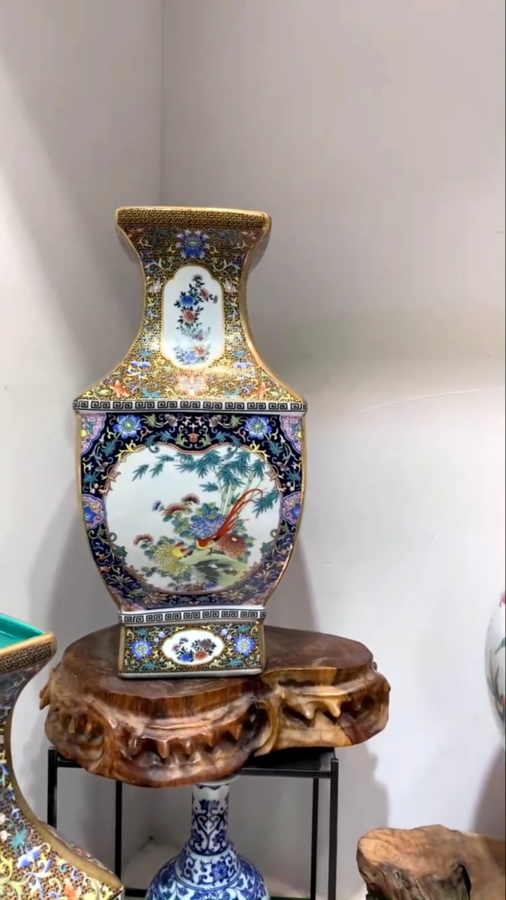 【闪购商品】景德镇陶瓷花瓶摆件1