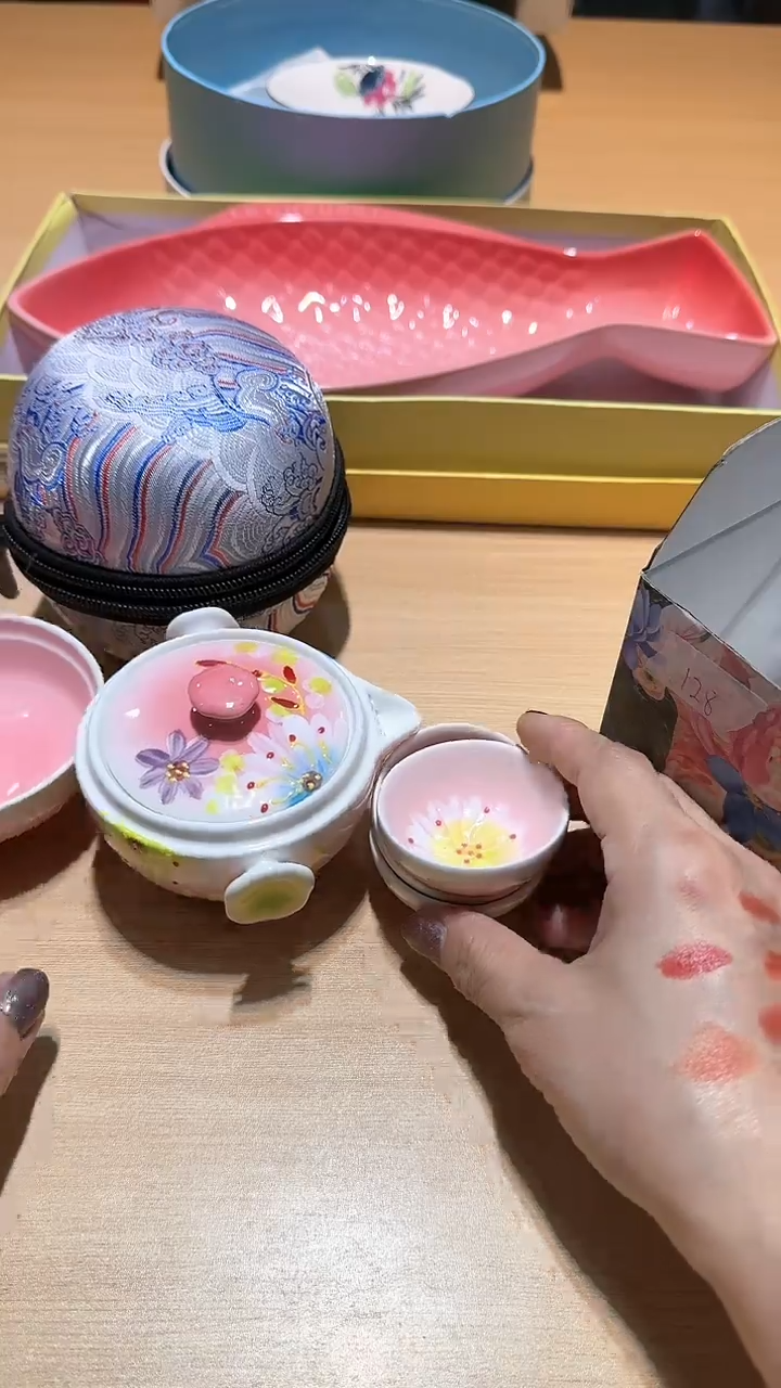 【闪购商品】瓷片锅碗瓢盆一件不剩@@1