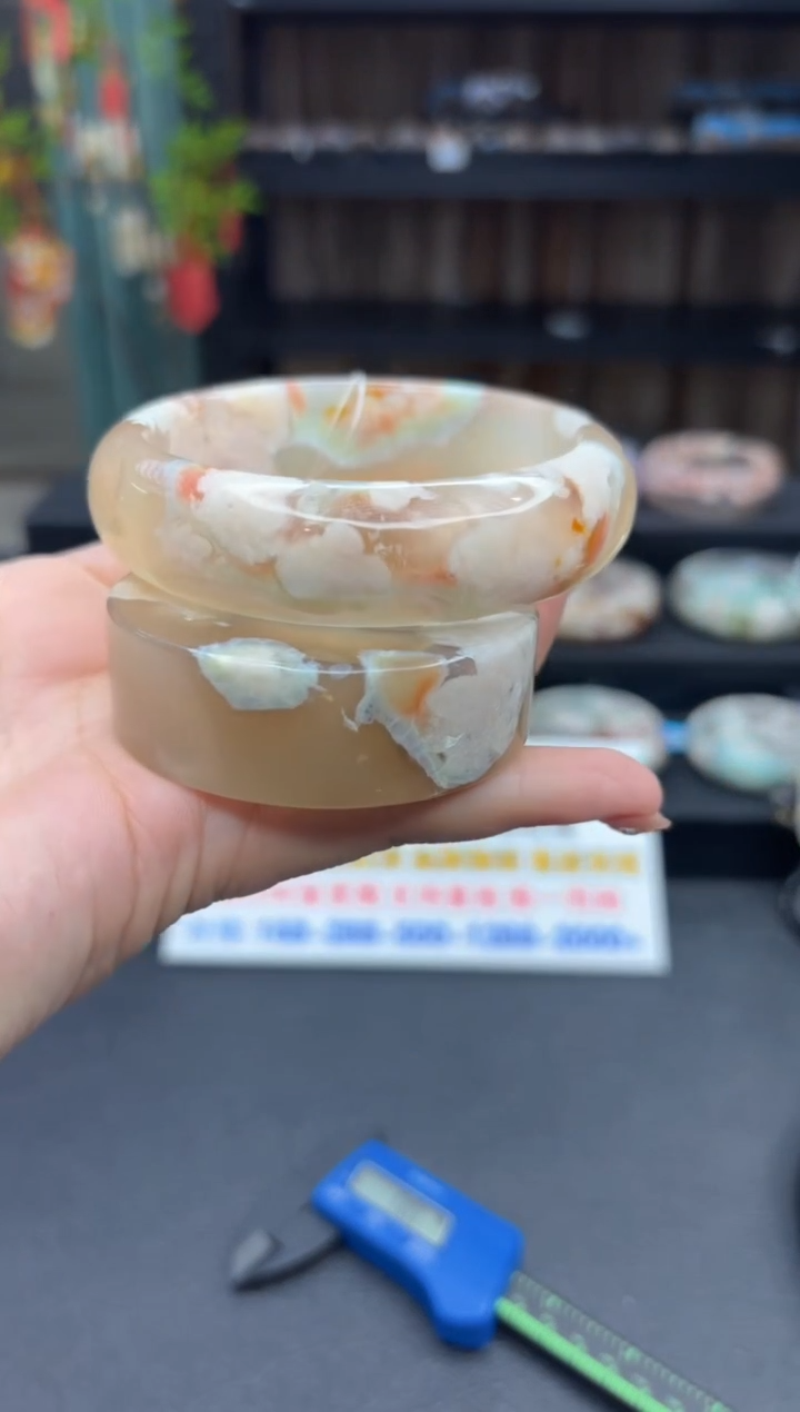 【闪购商品】石英质玉手镯未镶嵌2194（62圈赠送镯心）