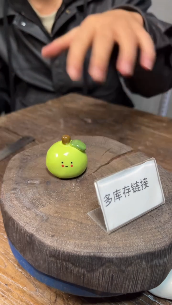 15手绘釉下彩微瑕陶瓷