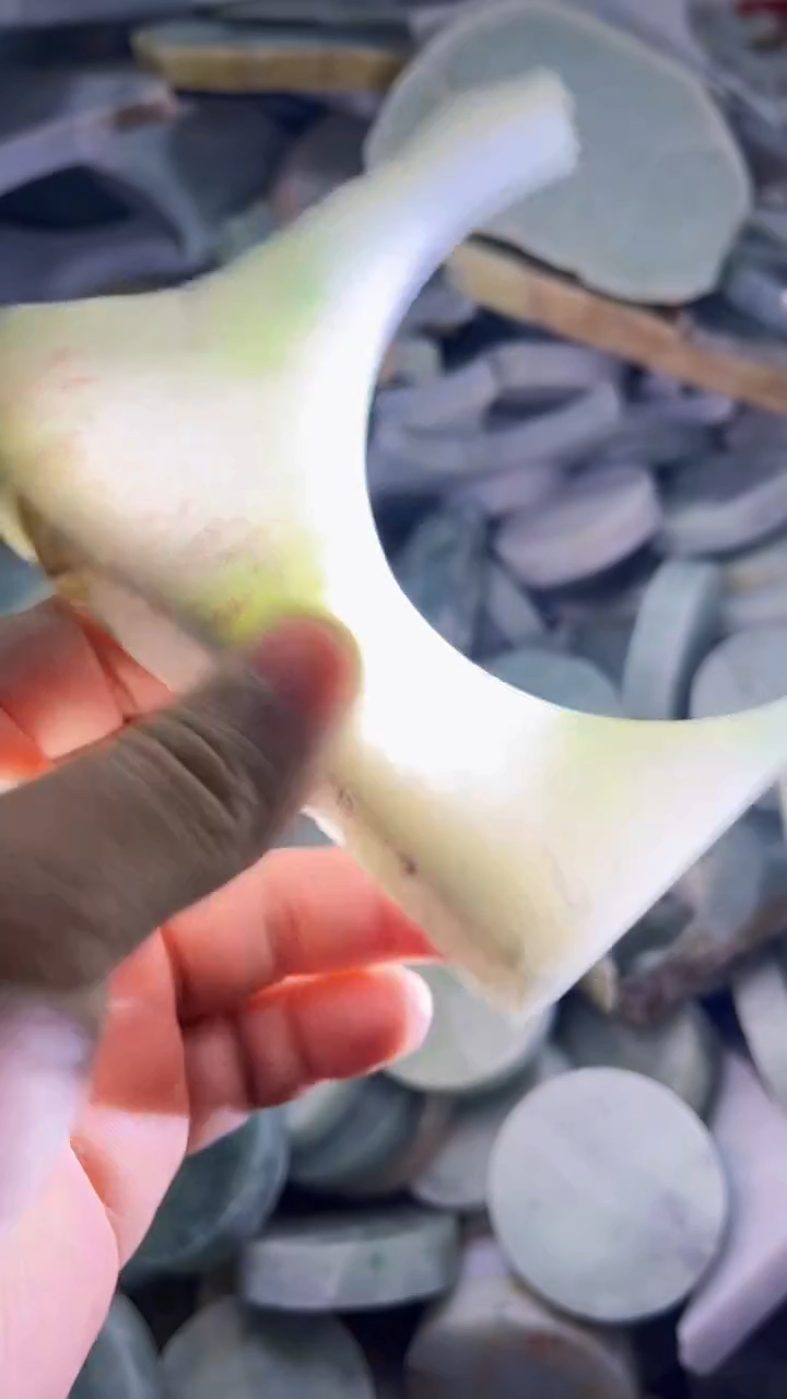 【闪购商品】翡翠挂件未镶嵌A货康壹212