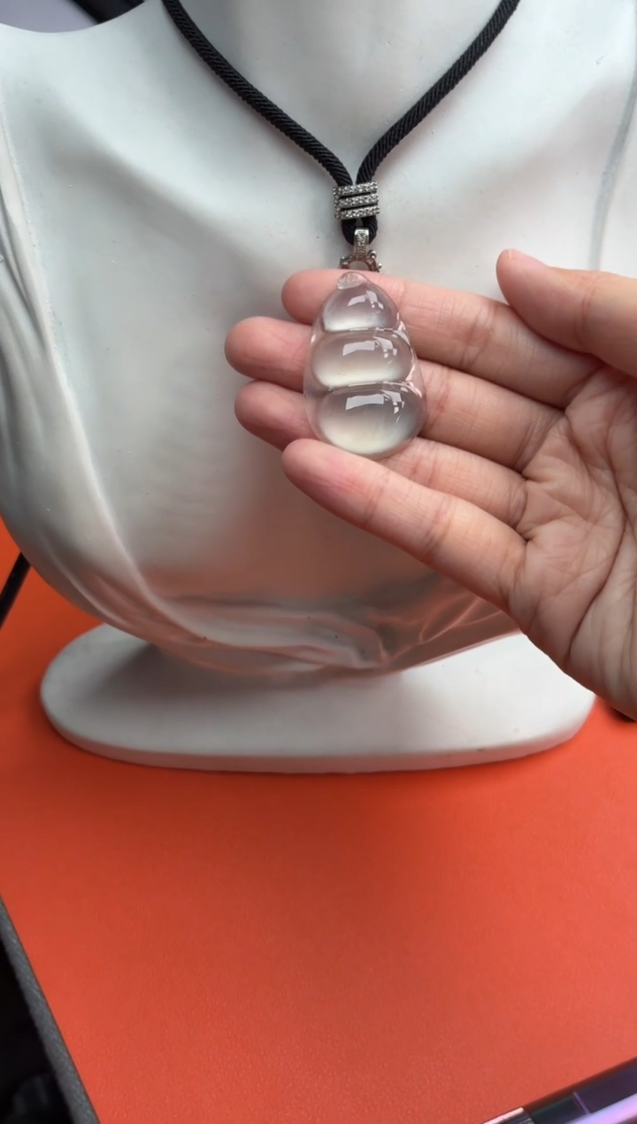 吊坠(不含链)未镶嵌翡翠53 豆子 37 24 6.3